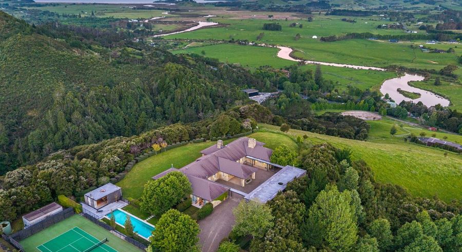  at 184 North Road, Clevedon, Manukau City, Auckland