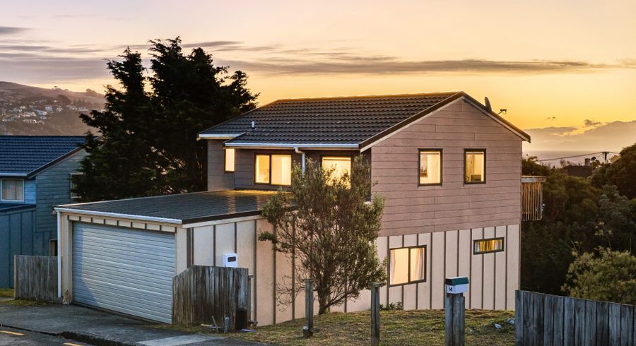  at 16 Morere Street, Titahi Bay, Porirua, Wellington