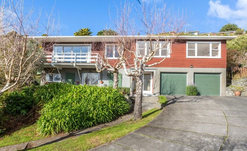  at 4 Wilmshurst Place, Tawa, Wellington