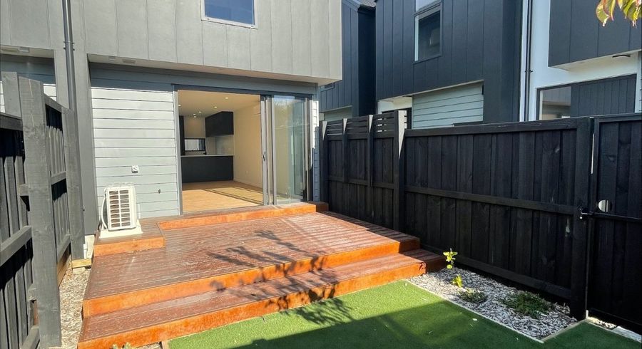  at 1/8 Wellington St, Phillipstown, Christchurch City, Canterbury
