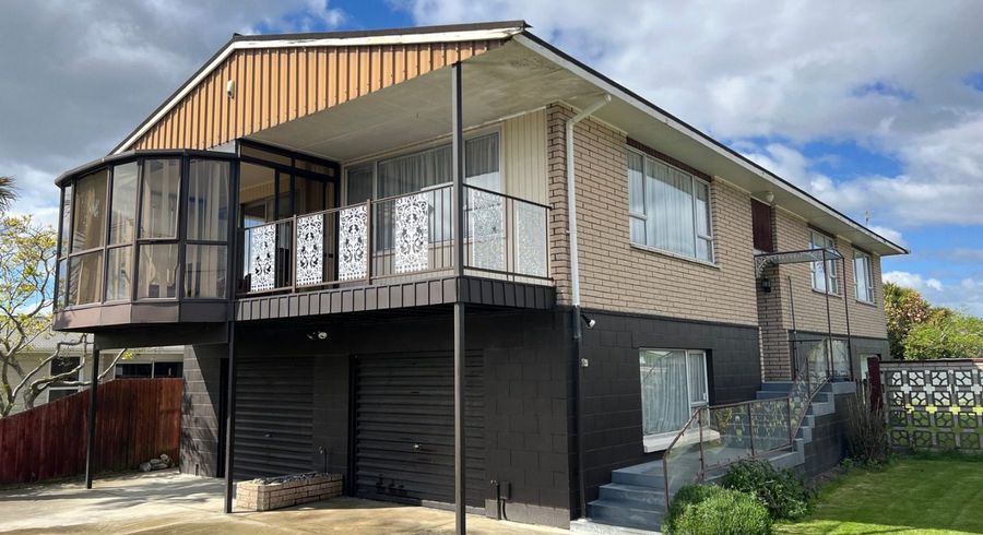  at 75 Tuckers Road, Redwood, Christchurch City, Canterbury