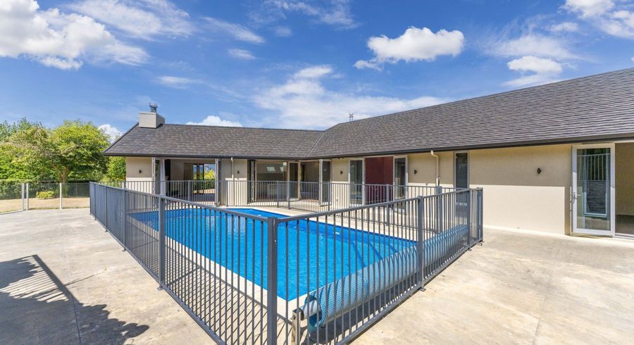  at 5 Cameron Drive, Acacia Bay, Taupō
