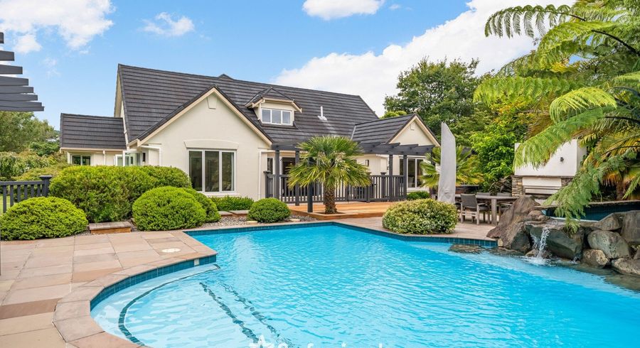  at 363 and 363b Main Road North, Brown Owl, Upper Hutt, Wellington