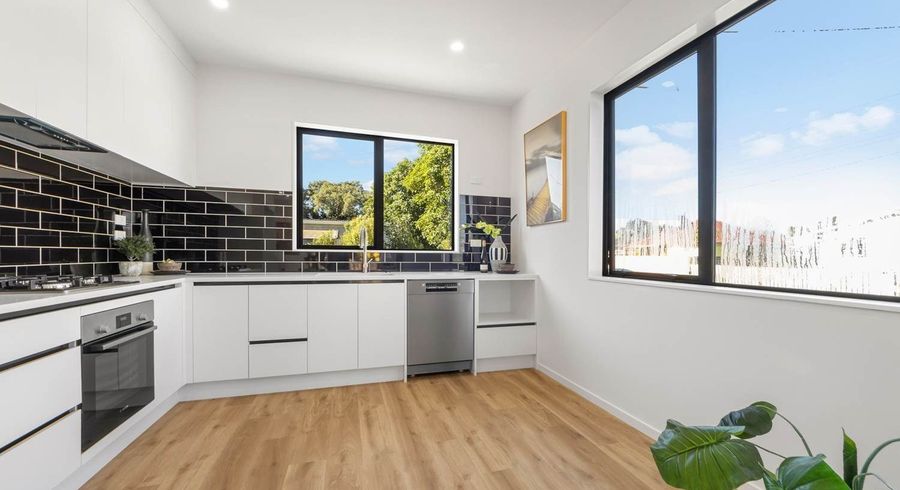  at 29 Harrington Road, Henderson, Waitakere City, Auckland