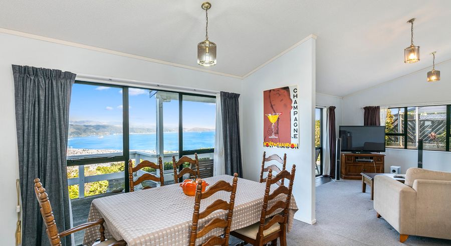  at 2/7 Jasmine Grove, Maungaraki, Lower Hutt