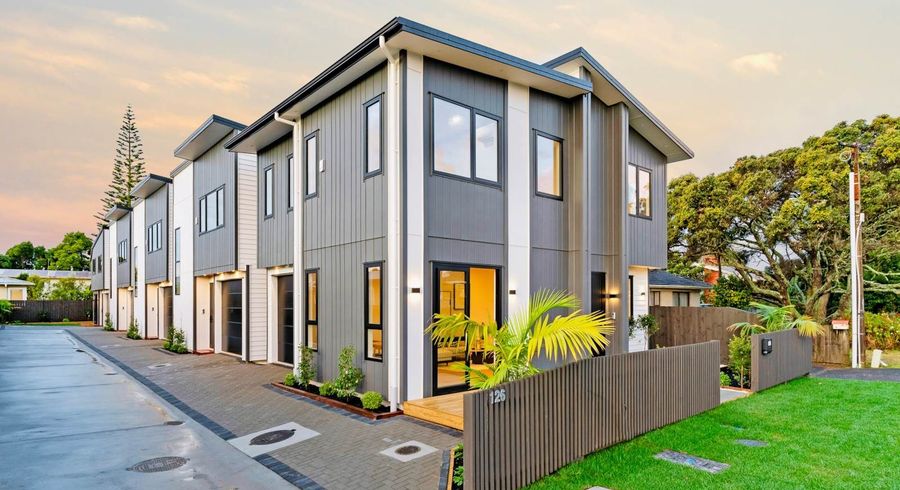  at 126C Chivalry Road, Glenfield, North Shore City, Auckland