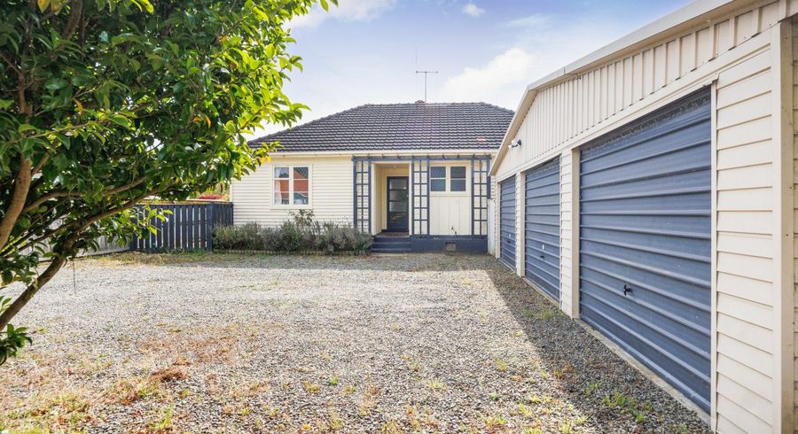  at 143 Rangiora Avenue, Roslyn, Palmerston North, Manawatu / Whanganui