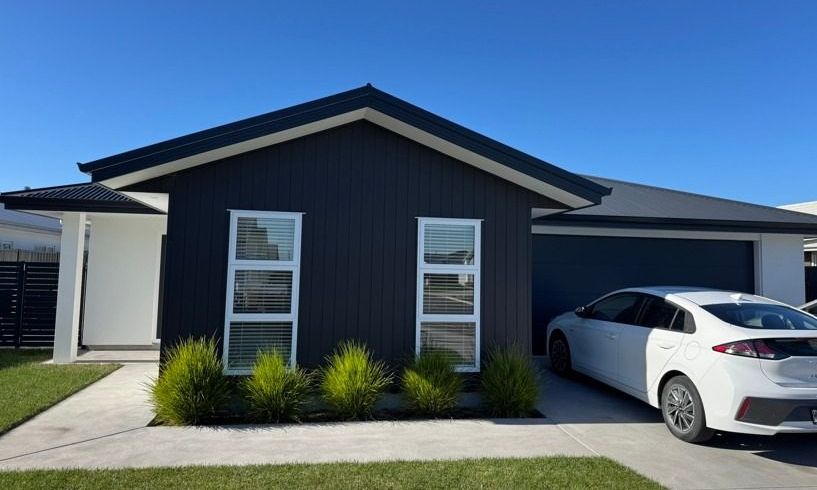  at 8 Whangaehu Place, Te Awa, Napier, Hawke's Bay
