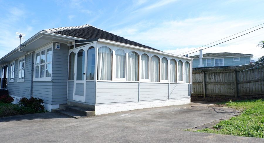  at 1/36 Church Crescent, Panmure, Auckland