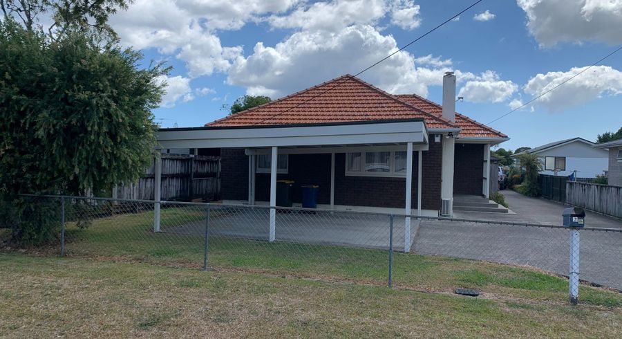  at 2 Peachgrove Road, Te Atatu Peninsula, Auckland