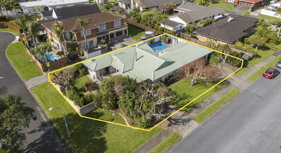  at 7 Clyside Avenue, Half Moon Bay, Auckland