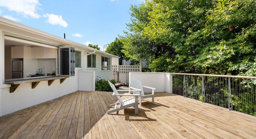  at 33 Simla Terrace, Hospital Hill, Napier, Hawke's Bay