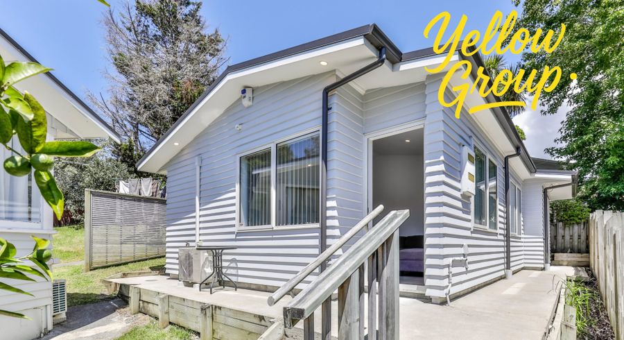  at 89A Vandeleuer Avenue, Birkdale, North Shore City, Auckland
