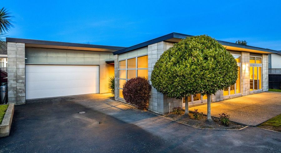  at 73 Beach Road, North New Brighton, Christchurch City, Canterbury