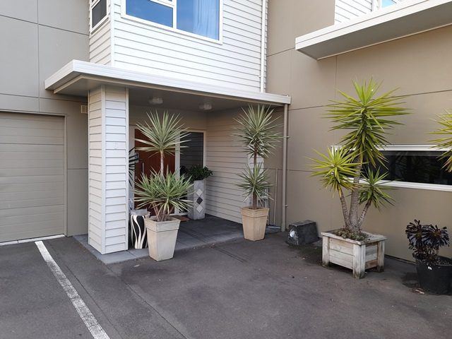  at 15/176c Fitzherbert Avenue, West End, Palmerston North, Manawatu / Whanganui
