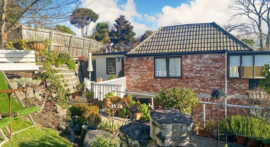  at 4/3 Karitane Drive, Cashmere, Christchurch
