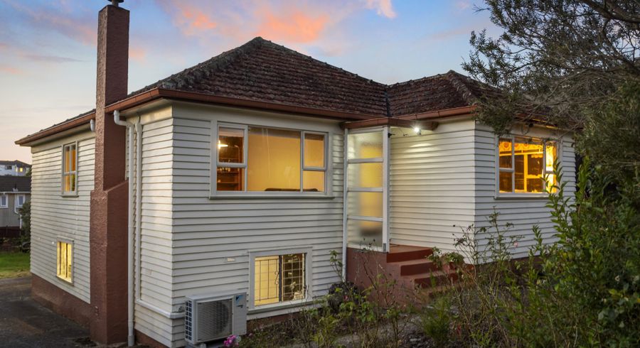  at 2 Copley Street, New Lynn, Auckland