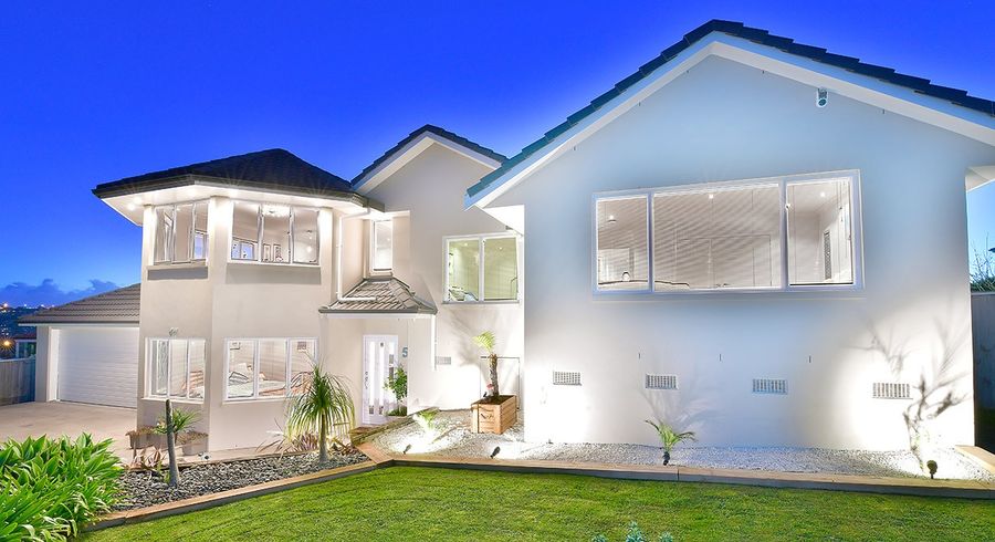  at 1/56 Woodlands Crescent, Browns Bay, Auckland