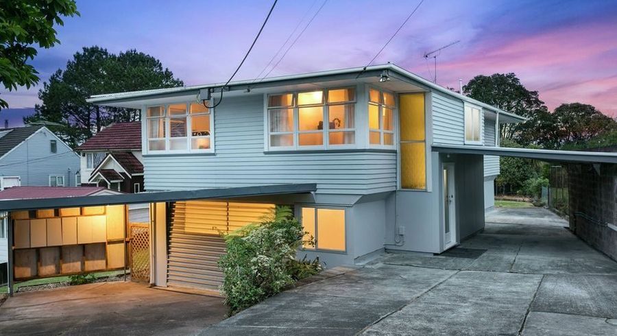  at 37 Beaubank Road, Kelston, Waitakere City, Auckland