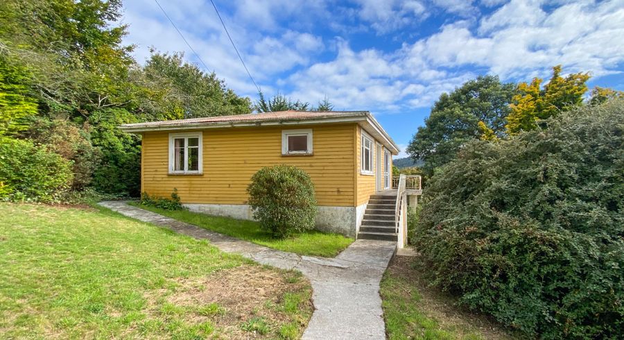  at 4 Creek Road, Mangamahu