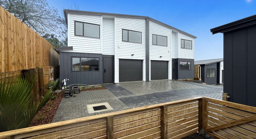 at 4/25 Hutchinson Avenue, New Lynn, Waitakere City, Auckland