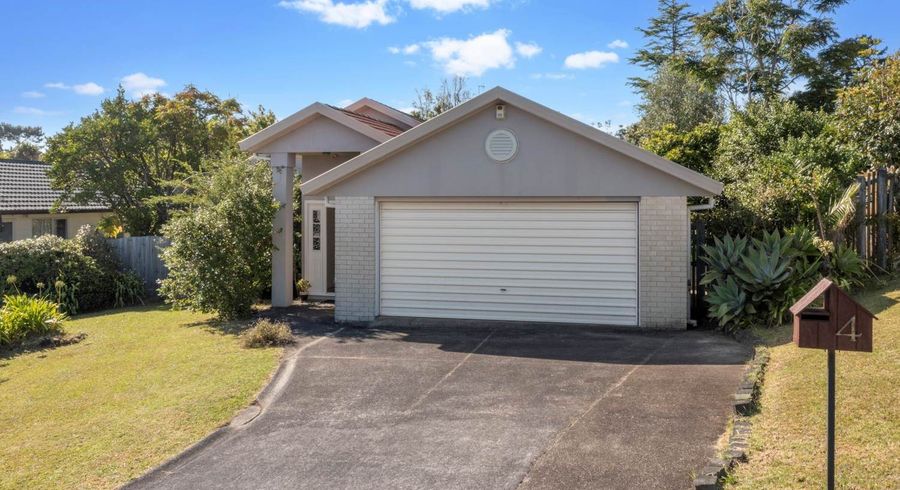  at 4 Bluebird Crescent, Unsworth Heights, Auckland