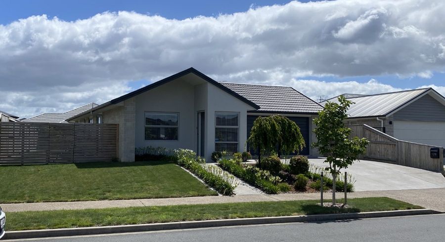  at 126 Puhirake Crescent, Pyes Pa, Tauranga