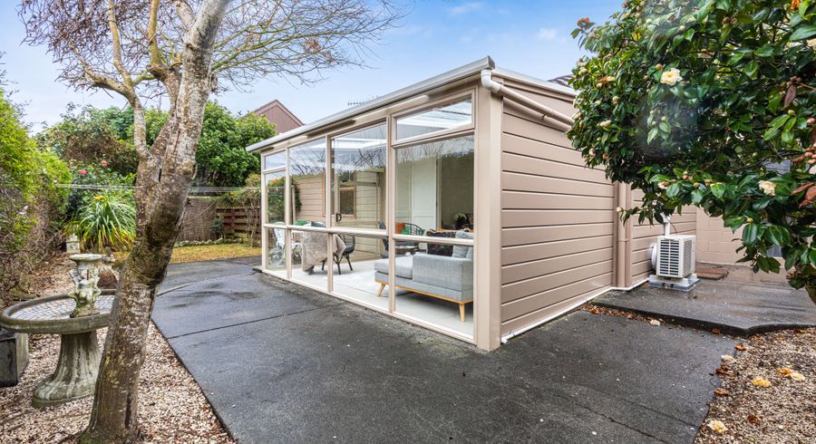 at 24 Pohutukawa Place, Ellerslie, Auckland