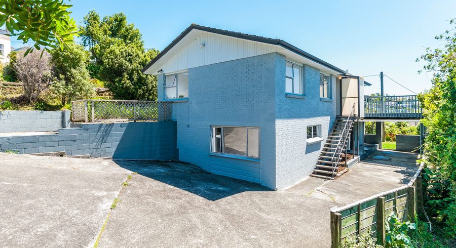  at 1/609 Glenfield Road, Glenfield, North Shore City, Auckland