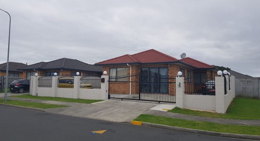  at 8A Sam Place, Mangere, Manukau City, Auckland