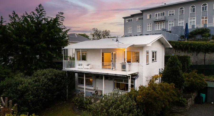  at 3 Clyde Road, Bluff Hill, Napier, Hawke's Bay