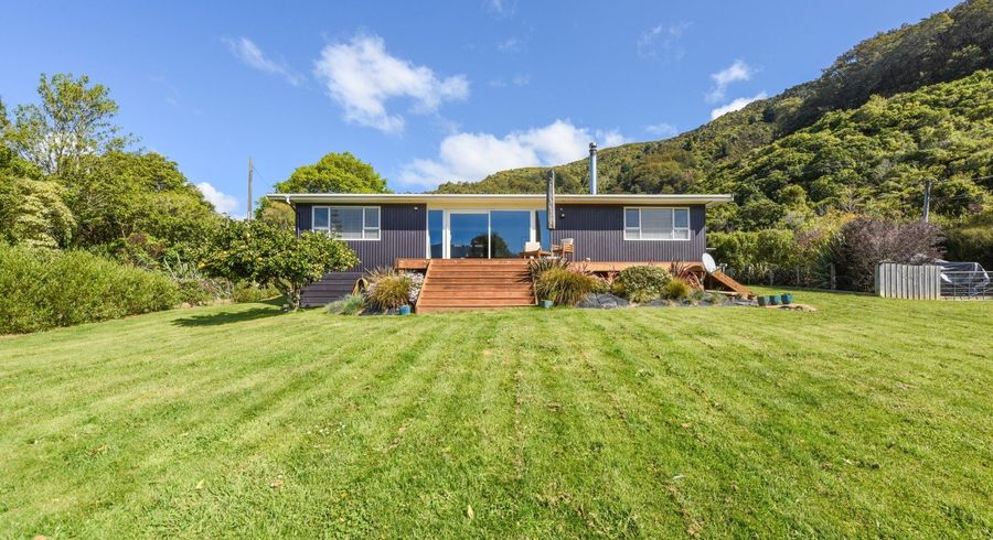  at 50 Moenui Road, Picton