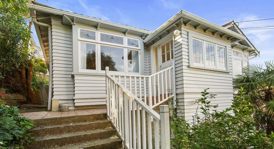  at Downstairs/8 Akatea Street, Berhampore, Wellington, Wellington