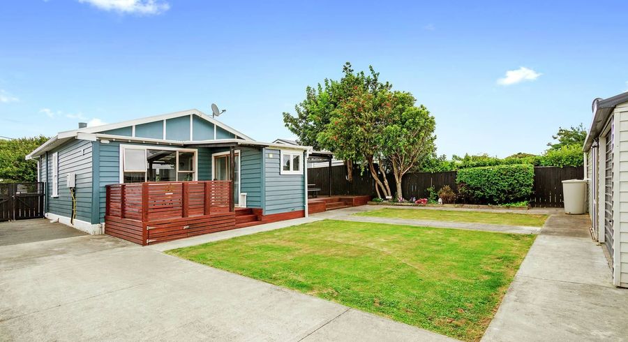  at 19 Elizabeth Street, Moera, Lower Hutt