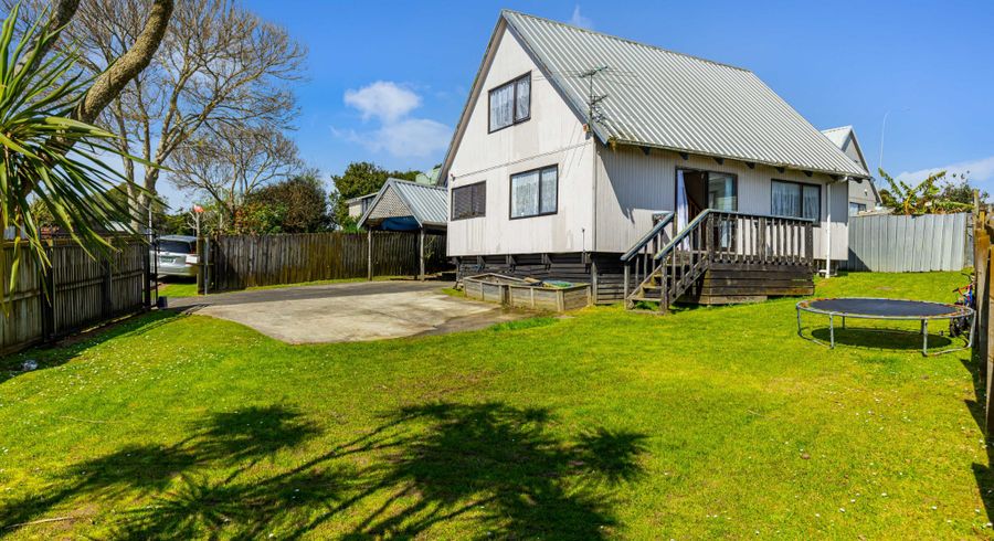  at 1/127 Boundary Road, Clover Park, Auckland