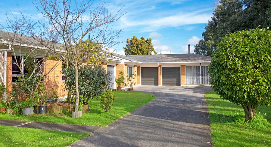  at 2/11 Pakuranga Road, Pakuranga, Auckland