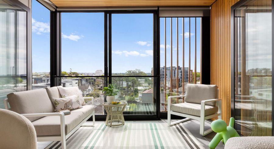  at 402/80 Anzac Street, Takapuna, Auckland