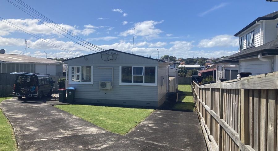  at 1/15 Stamford Park Road, Mount Roskill, Auckland City, Auckland