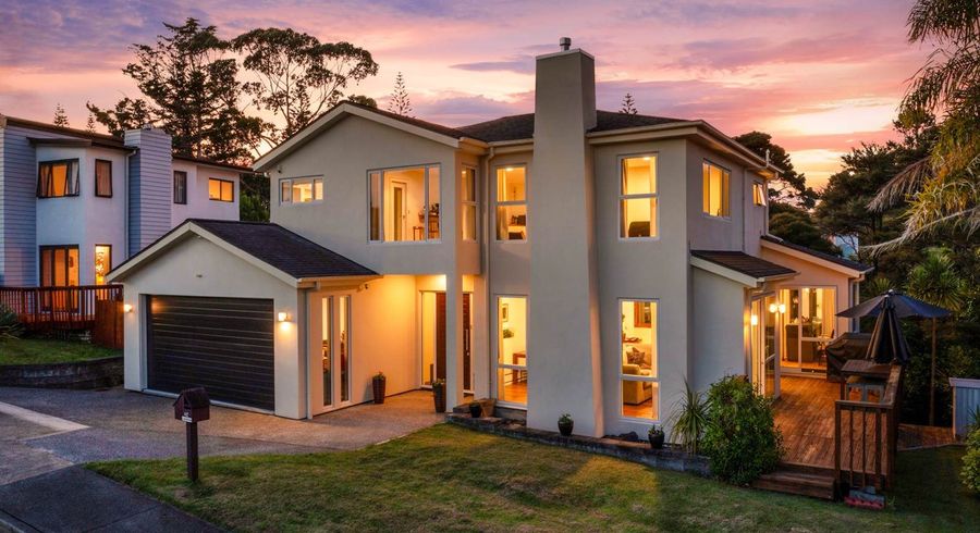  at 42 Newbury Place, Schnapper Rock, North Shore City, Auckland