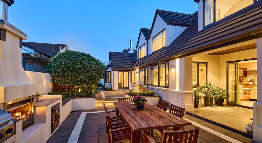  at 15 Hautana Square, Woburn, Lower Hutt