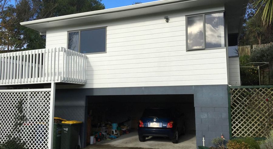  at 6B Greenridge Court, Glenfield, North Shore City, Auckland