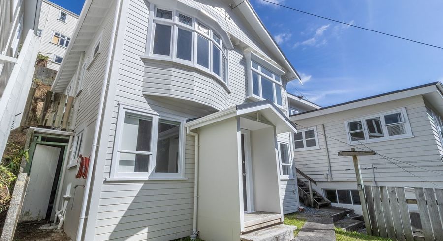  at 32 Adams Terrace, Aro Valley, Wellington, Wellington