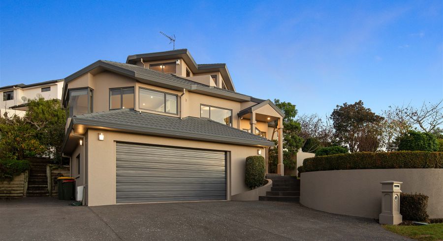  at 35 Greenfield Drive, Western Heights, Hamilton