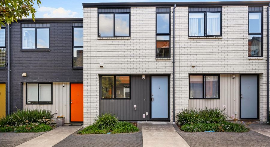  at 5 Kerewhenua Crescent, Hobsonville, Waitakere City, Auckland