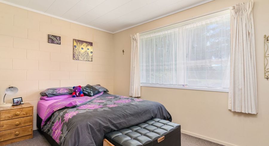  at 11 La Trobe, Utuhina, Rotorua, Bay Of Plenty