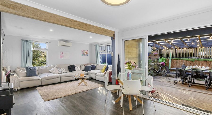  at 27 Edelweiss Grove, Timberlea, Upper Hutt, Wellington