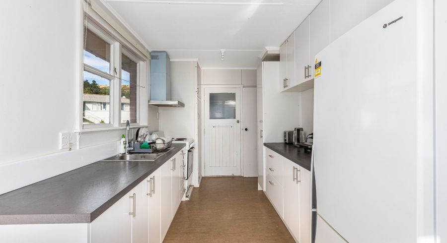  at 28 Durham Street, Cannons Creek, Porirua, Wellington