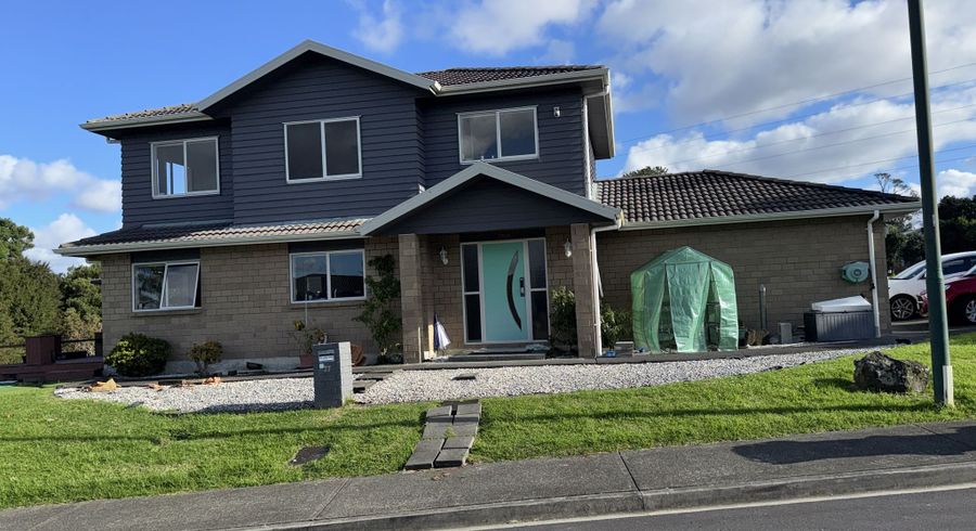  at 27 Riverglade Parkway, Te Atatu South, Waitakere City, Auckland