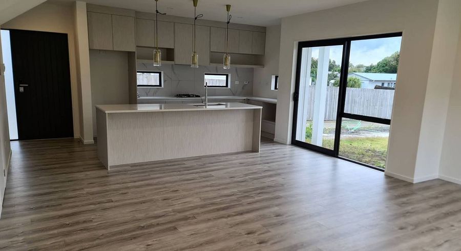  at 107B Wharf Road, Te Atatu Peninsula, Waitakere City, Auckland