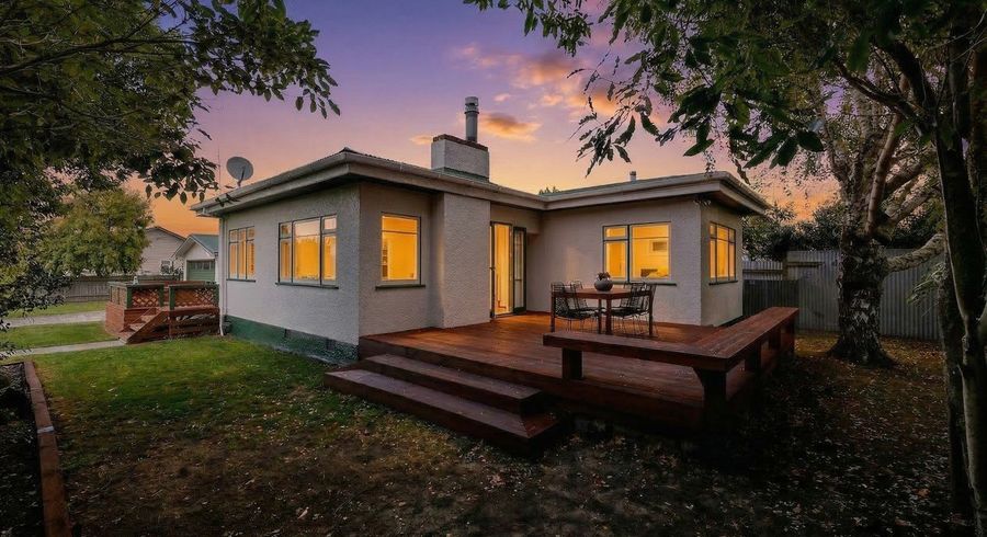  at 14 Napier Road, Terrace End, Palmerston North, Manawatu / Whanganui